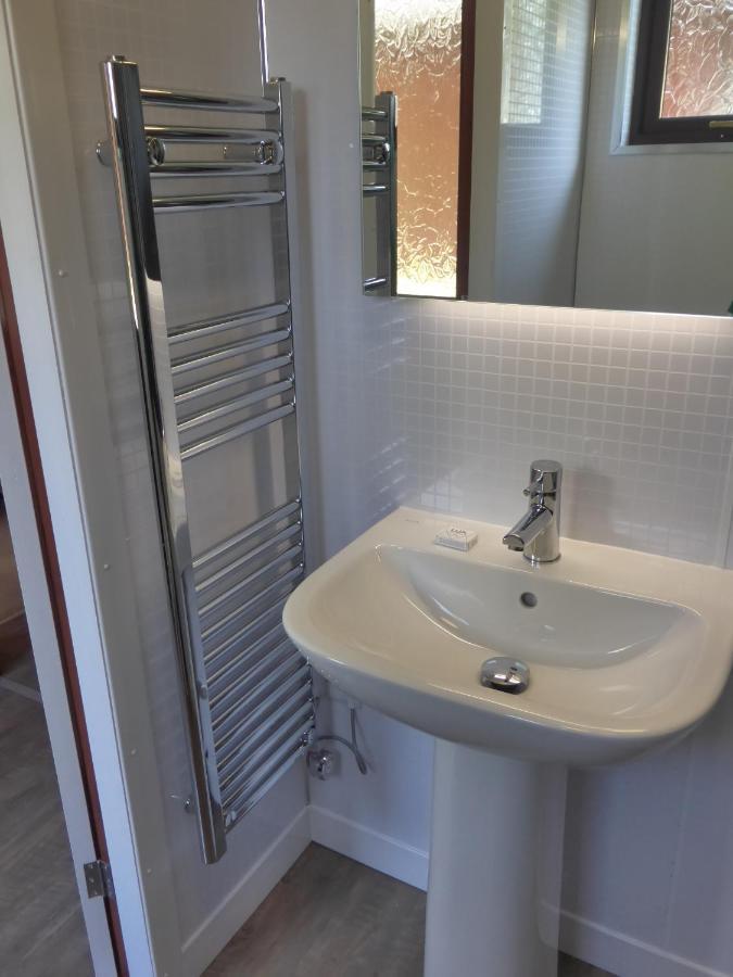 Birch Lodge 20 With Hot Tub Newton Stewart Exterior photo